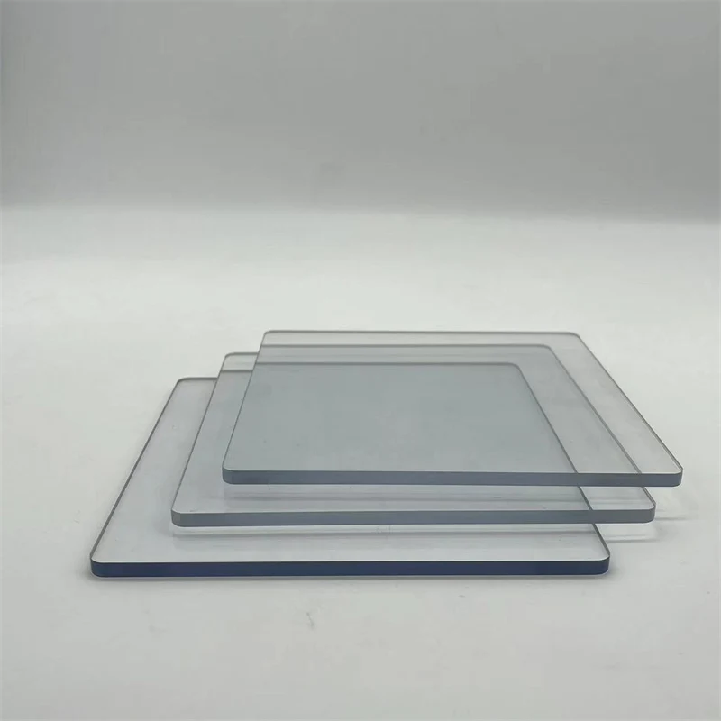 Tấm Polycarbonate tráng cứng 6mm